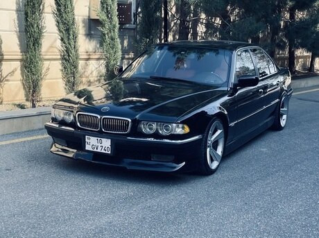 BMW 740 2000