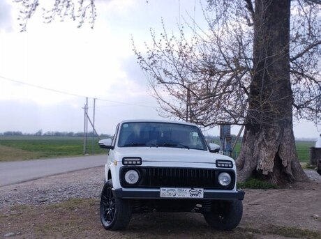 LADA (VAZ) Niva 2007