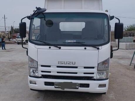 Isuzu  2020
