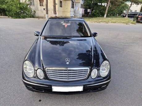 Mercedes E 220 d 2003