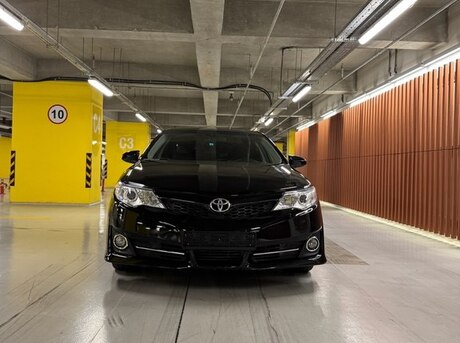 Toyota Camry 2014