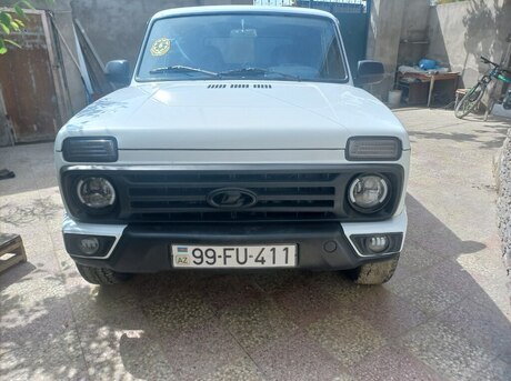 LADA (VAZ) Niva 2013