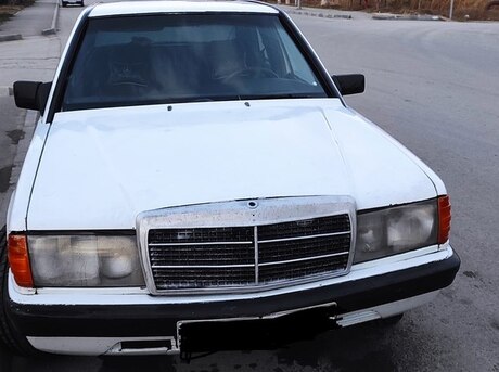 Mercedes 190 1989