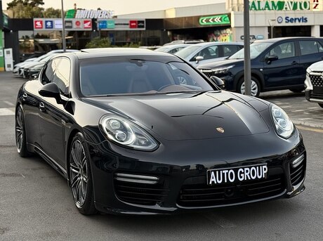 Porsche Panamera Turbo