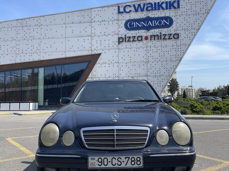Mercedes E 240 2001