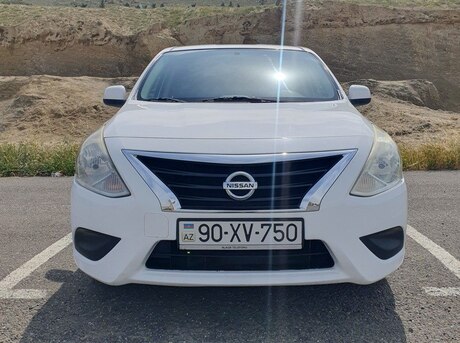 Nissan Sunny 2015