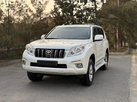 Toyota Land Cruiser Prado 2013