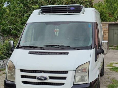 Ford Transit 2011