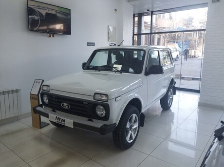LADA (VAZ) Niva