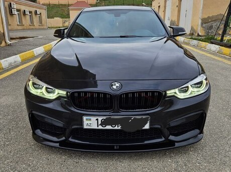 BMW 328 2015