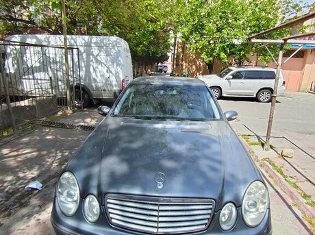Mercedes E 350 2005