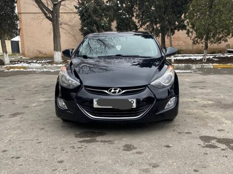 Hyundai Elantra 2013