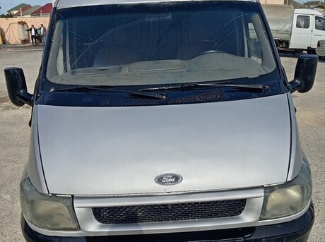 Ford Transit 2000