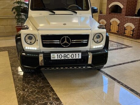 Mercedes G 55 AMG 2011