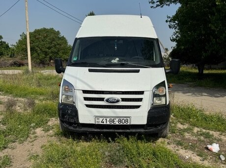 Ford Transit 2011