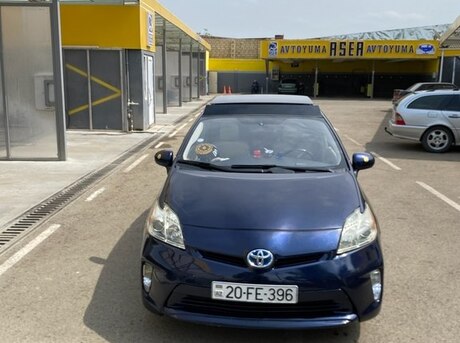 Toyota Prius 2012