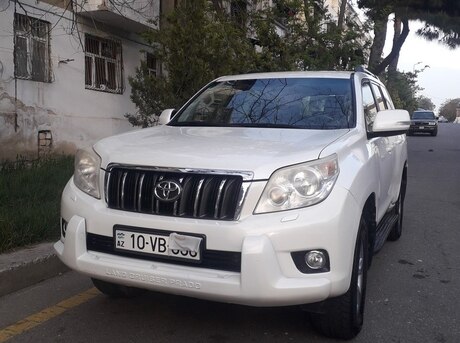 Toyota Land Cruiser Prado 2010