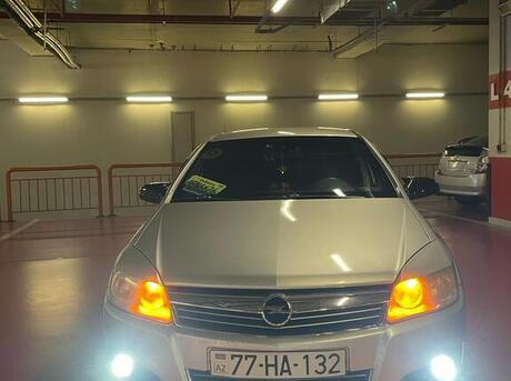 Opel Astra 2007