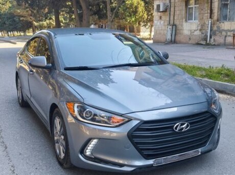 Hyundai Elantra 2017