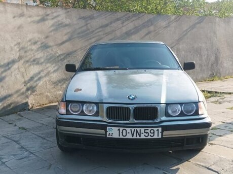 BMW 325 1992