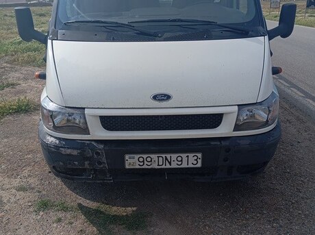 Ford Transit 2000