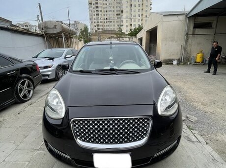 Nissan March 2014