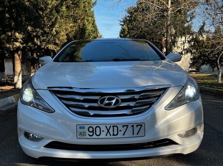 Hyundai Sonata 2010
