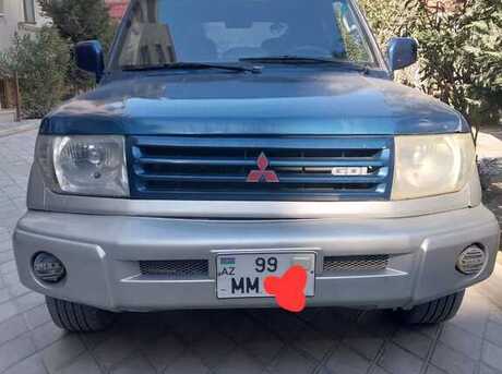 Mitsubishi Pajero io 1999