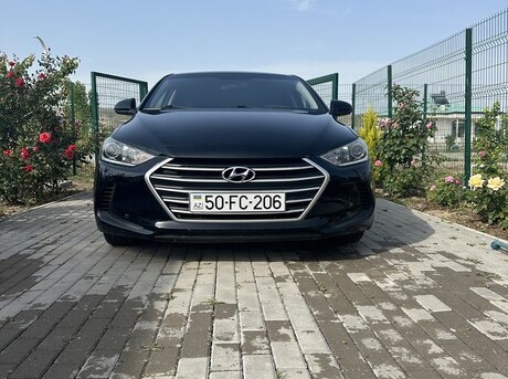 Hyundai Elantra 2018