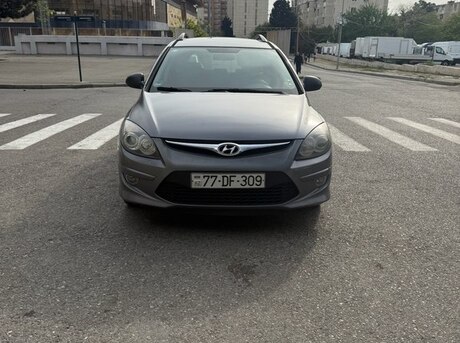 Hyundai i30 2011