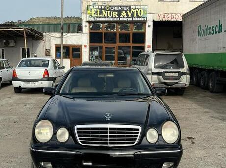 Mercedes E 280 2000