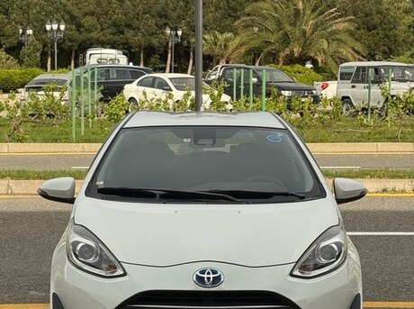 Toyota Aqua 2019