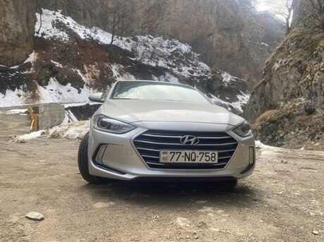 Hyundai Elantra 2017