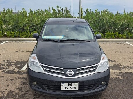 Nissan Tiida 2008
