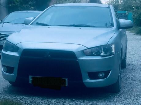 Mitsubishi Lancer