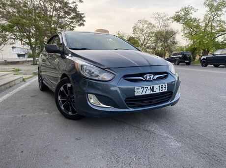 Hyundai Accent 2012
