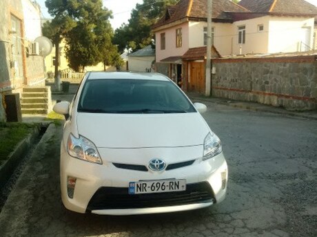 Toyota Prius 2012
