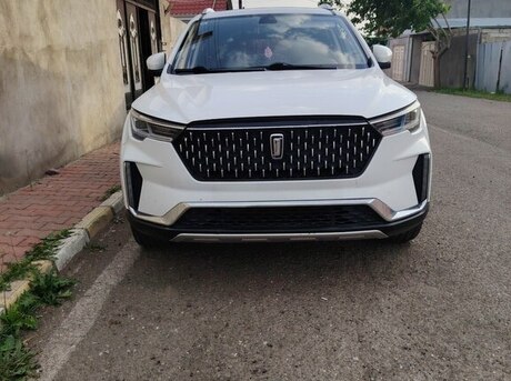 Bestune T33 2020