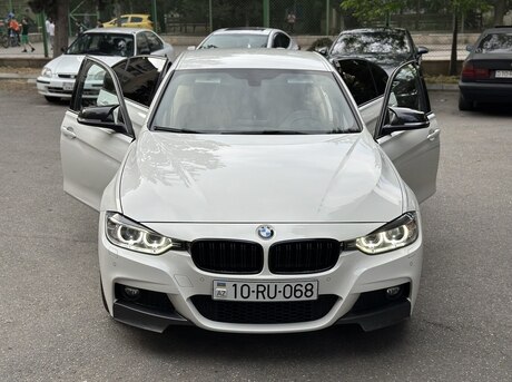 BMW 328 2016