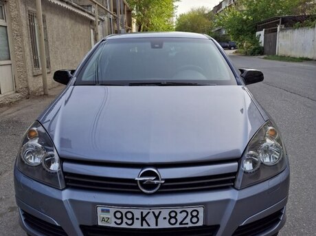 Opel Astra 2004