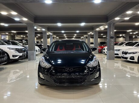 Hyundai Elantra 2011