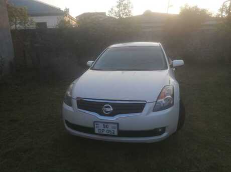 Nissan Altima 2008