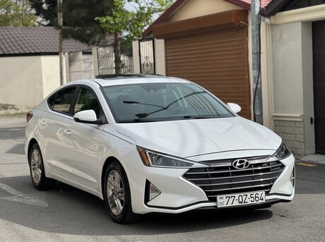 Hyundai Elantra 2019