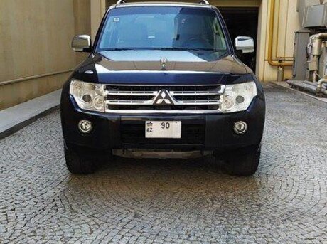 Mitsubishi Pajero 2009