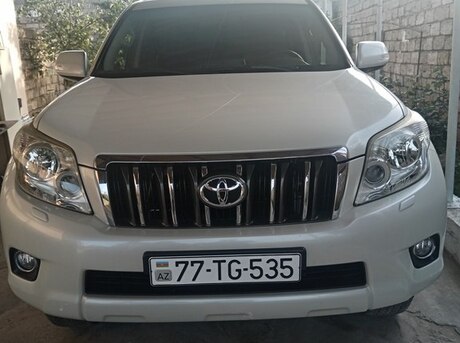 Toyota Land Cruiser Prado 2013