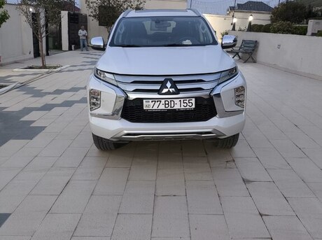Mitsubishi Pajero Sport 2021