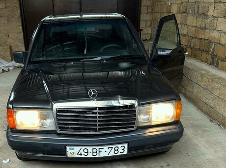 Mercedes 190 1990