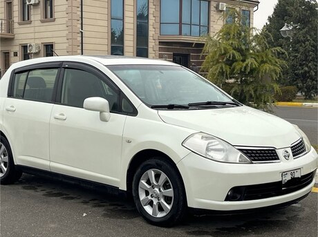 Nissan Tiida 2008