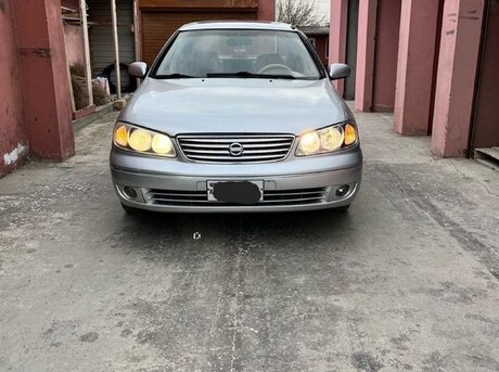 Nissan Sunny 2005