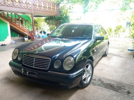 Mercedes E 240 1997